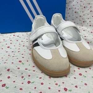 Adidas Samba Jane Sneakers